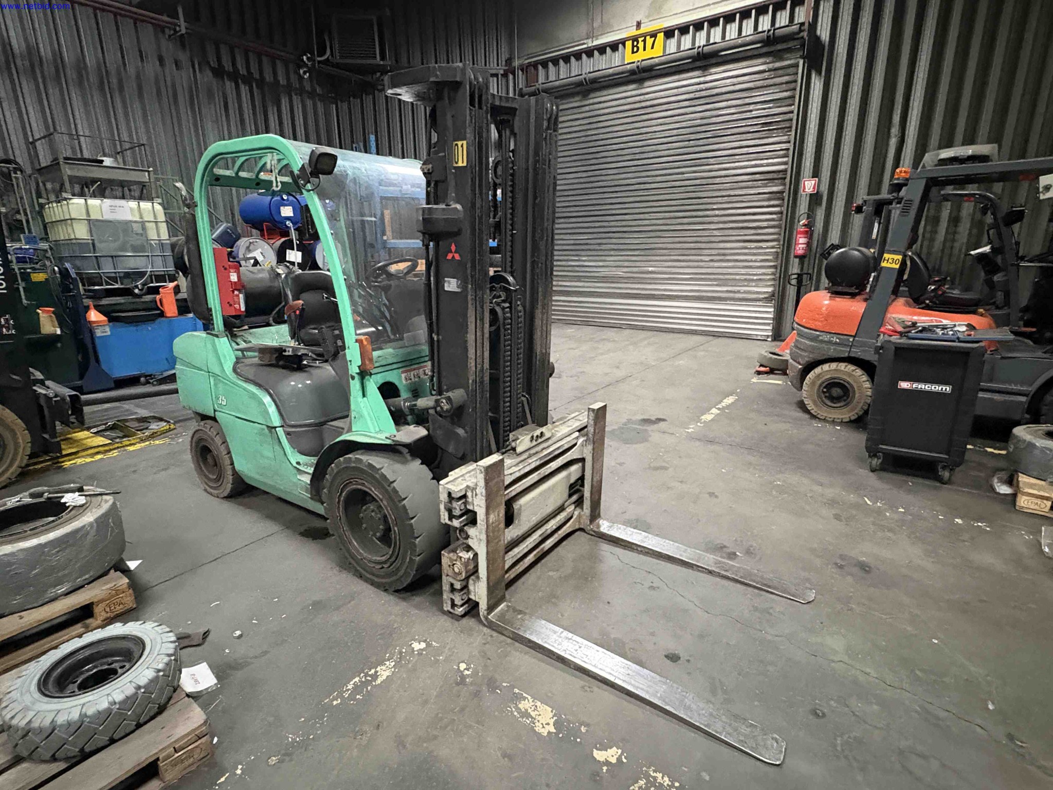 Counter Balance Fork Lift Truck Mitsubishi FG35N – foto 4 – kavel bij NetBid, Sint Baafs Vijve