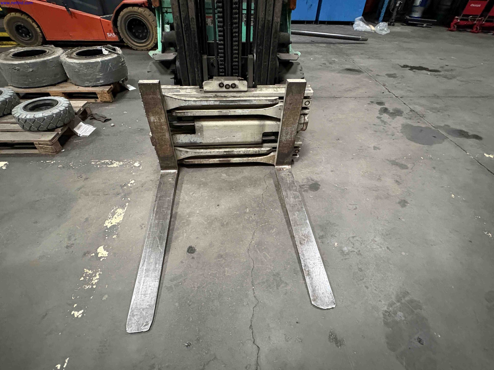 Counter Balance Fork Lift Truck Mitsubishi FG35N – foto 5 – kavel bij NetBid, Sint Baafs Vijve