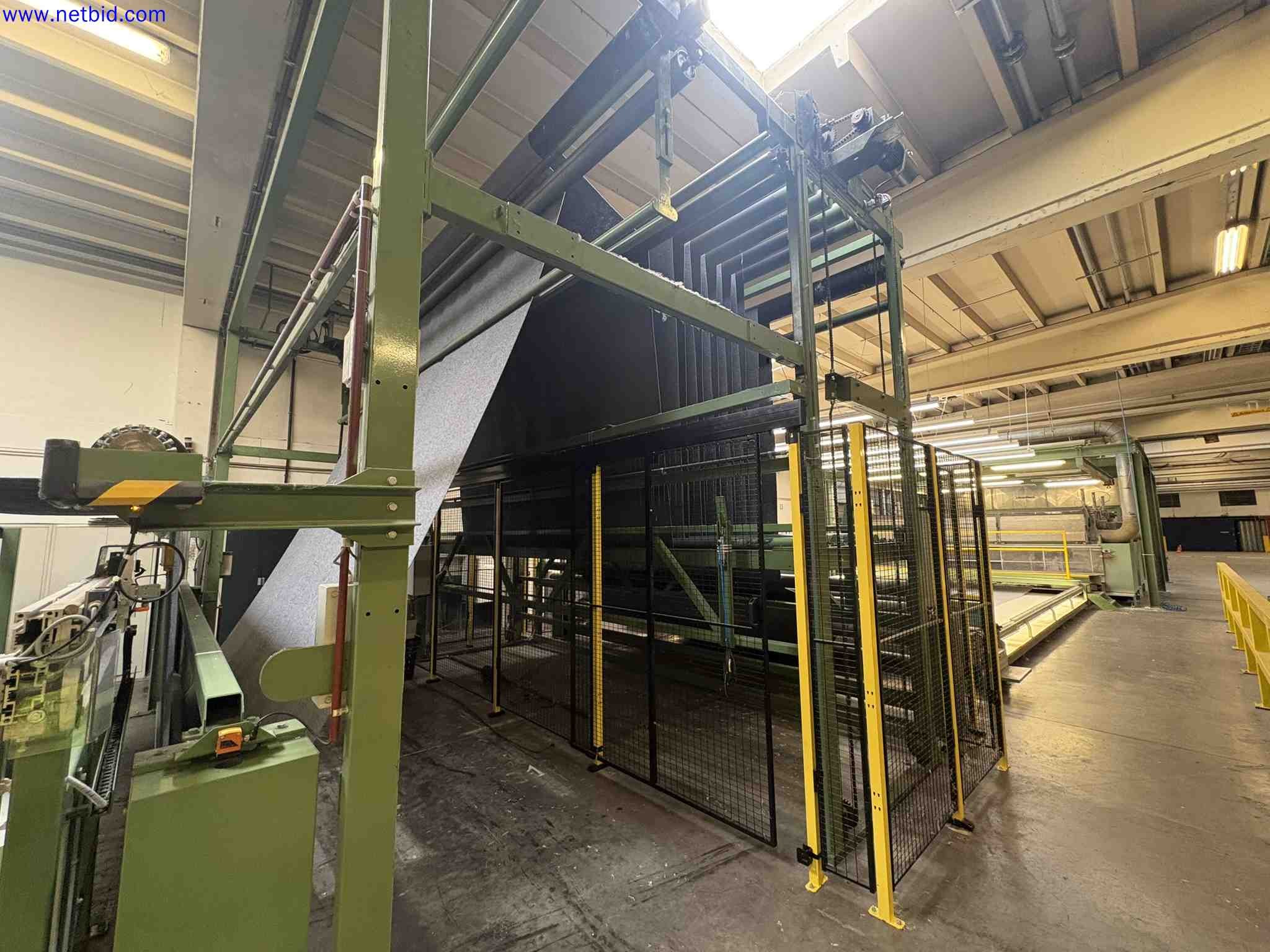 Uzavření závodu společnosti Balta Industries (Belgie) – výrobní závody výrobce koberců-37