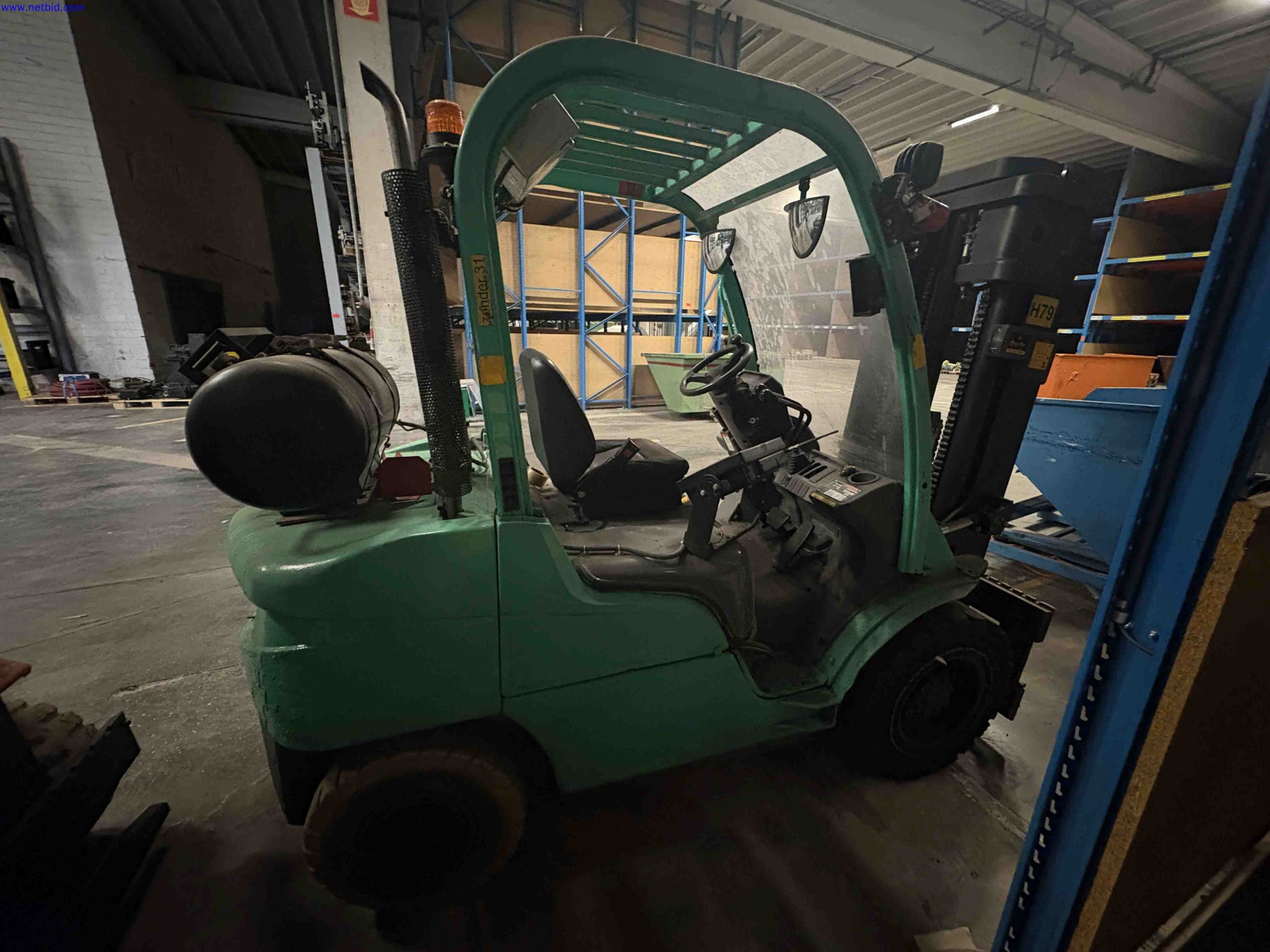 LPG Counterbalance Forklift Truck Mitsubishi FG30N – foto 4 – kavel bij NetBid, Sint Baafs Vijve