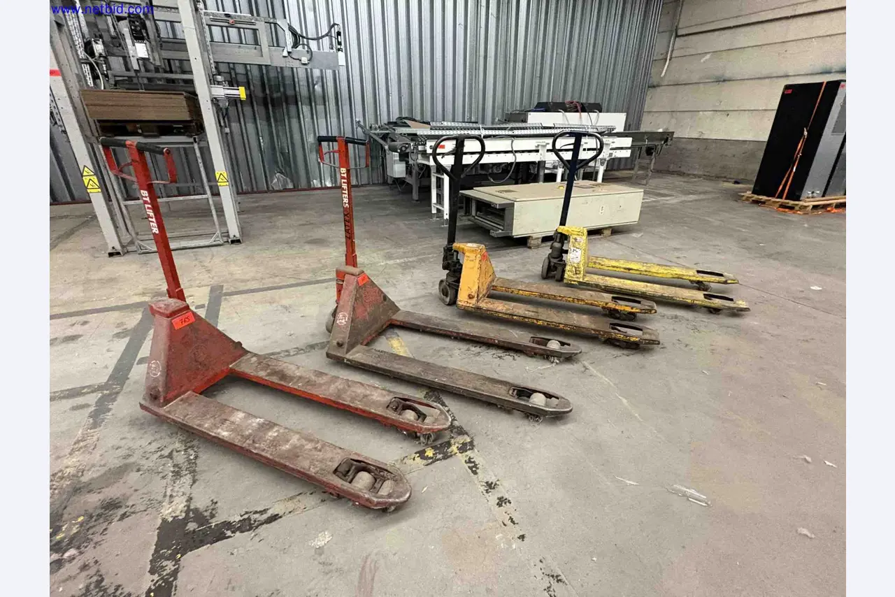 Uzavření závodu společnosti Balta Industries (Belgie) – výrobní závody výrobce koberců-1