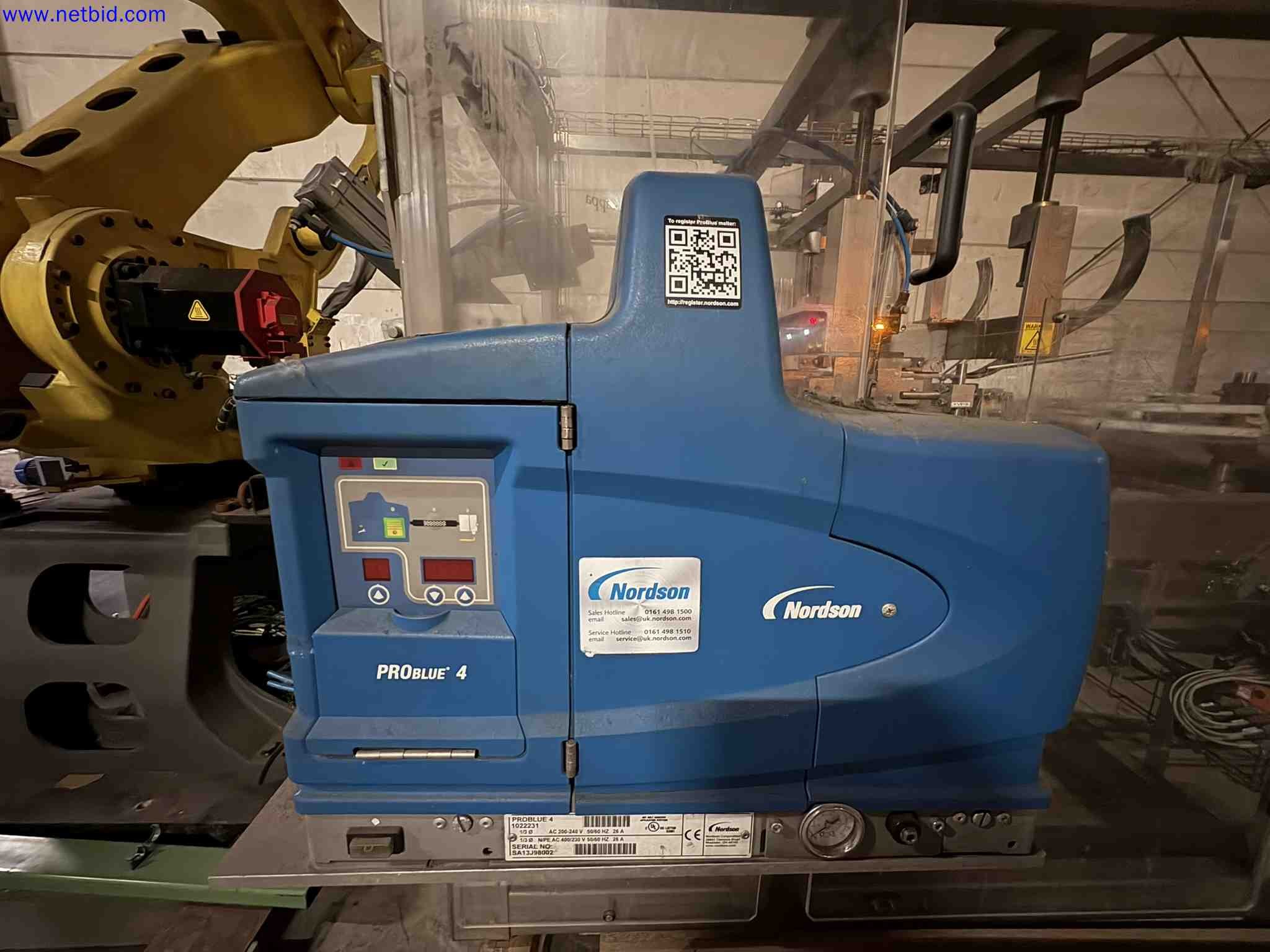 Automated Industrial Packaging Line with Robotic Handling and Hot Melt Adhesive System. Smurfit Kappa 2013 – foto 11 – kavel bij NetBid, Sint Baafs Vijve