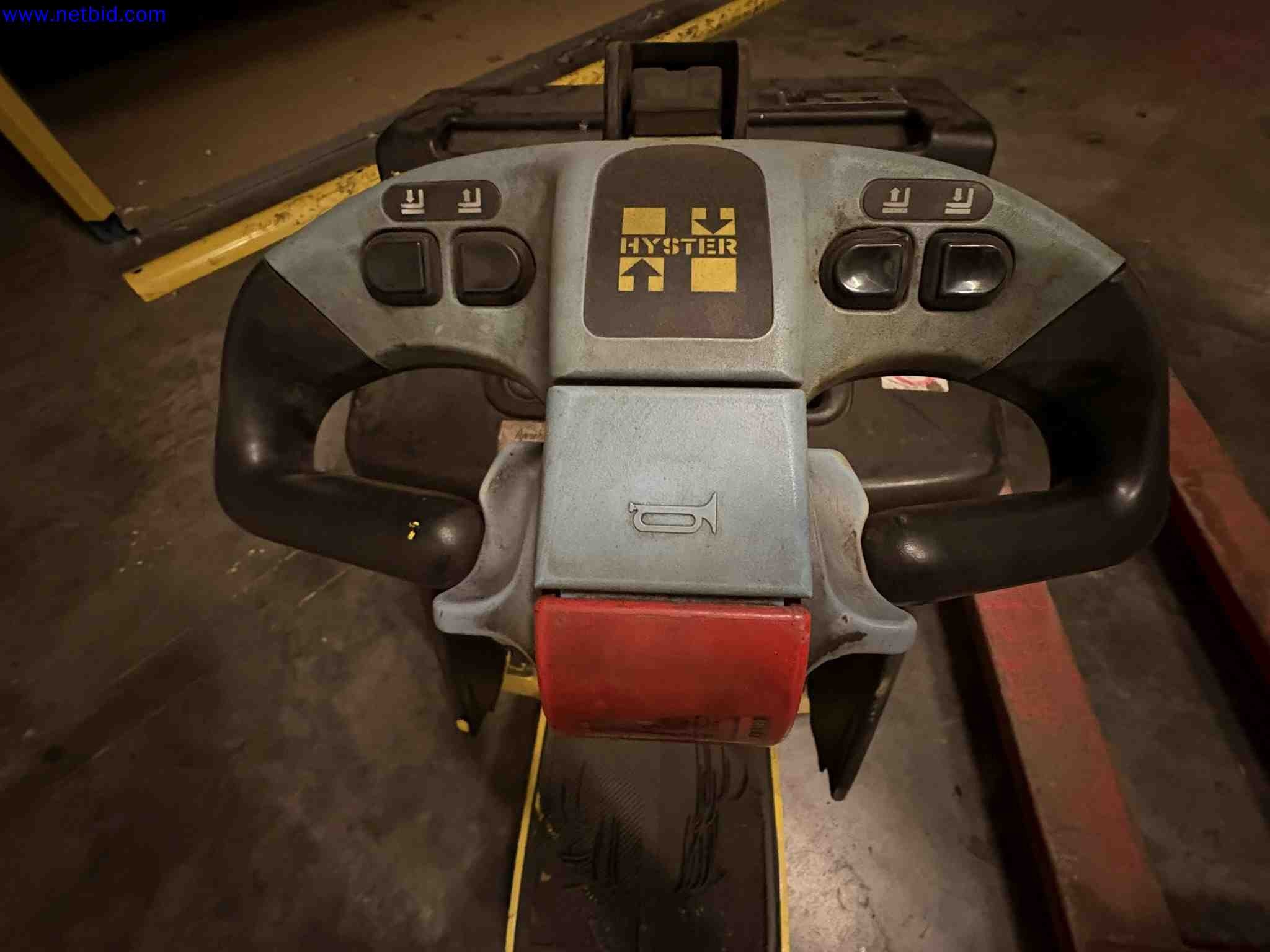 3 Pallet Trucks Hyster – foto 11 – kavel bij NetBid, Sint Baafs Vijve