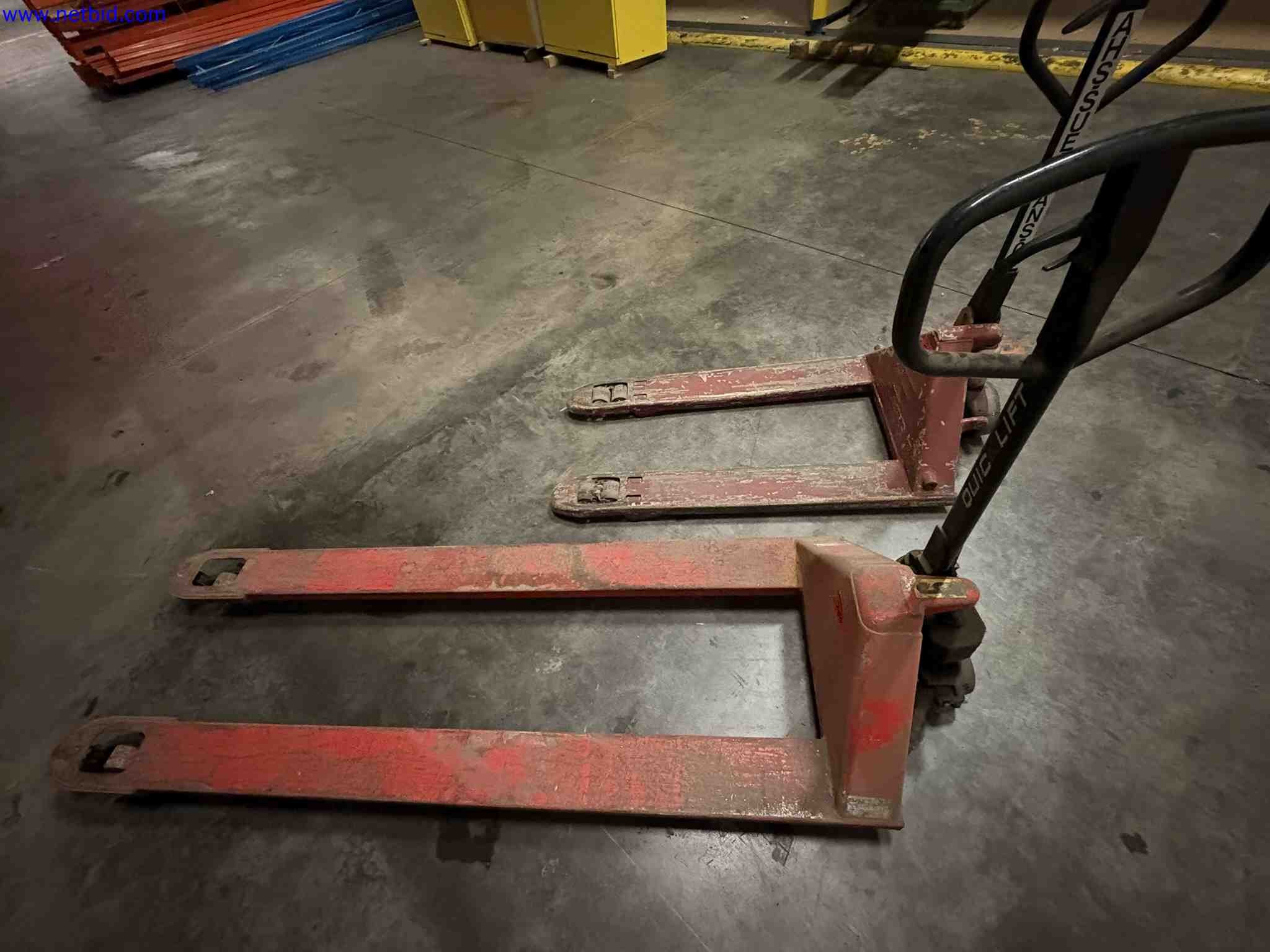 3 Pallet Trucks Hyster – foto 5 – kavel bij NetBid, Sint Baafs Vijve
