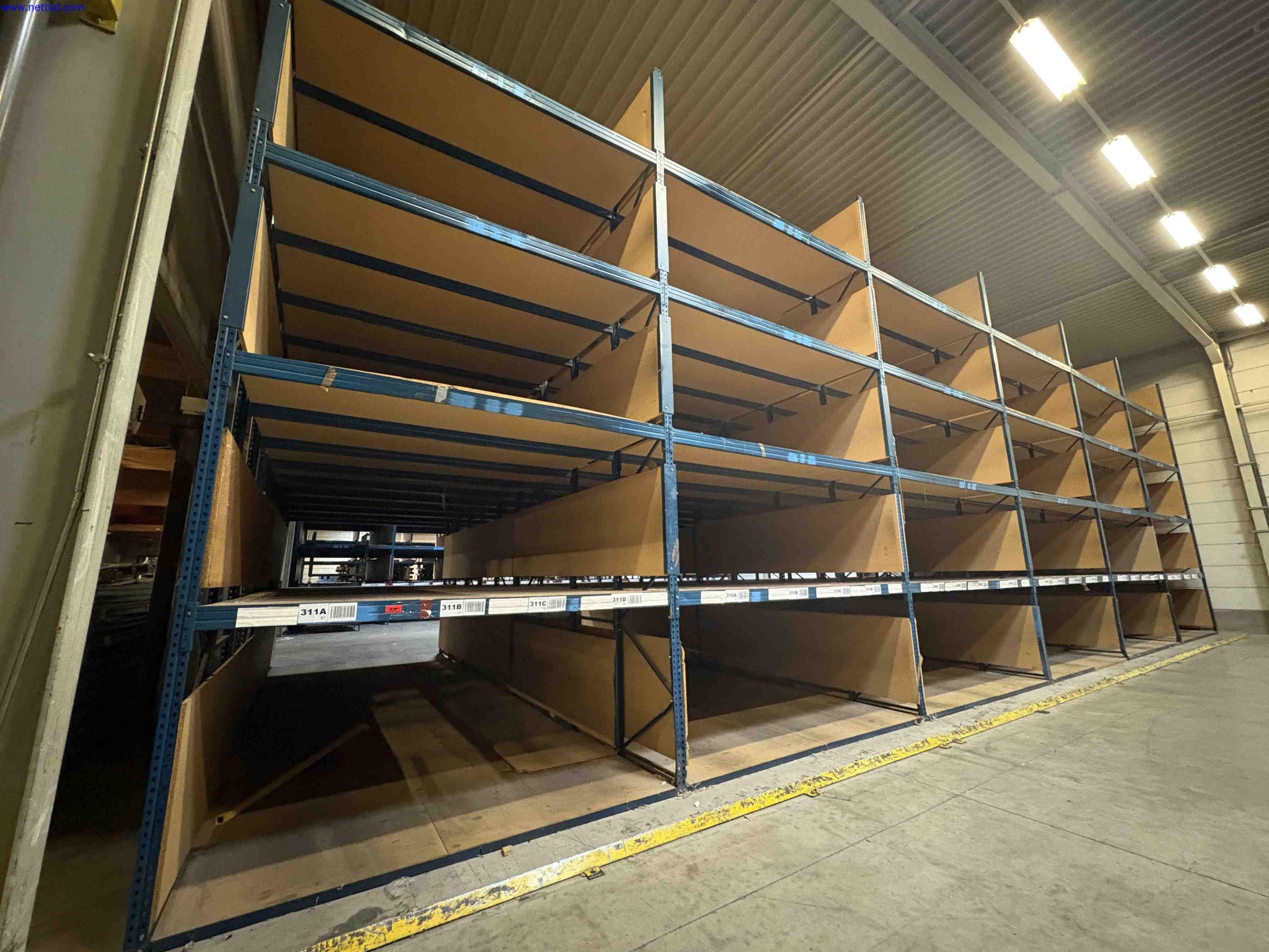 High Bay Wide Span Carpet Storage Racking – foto 14 – kavel bij NetBid, Sint Baafs Vijve