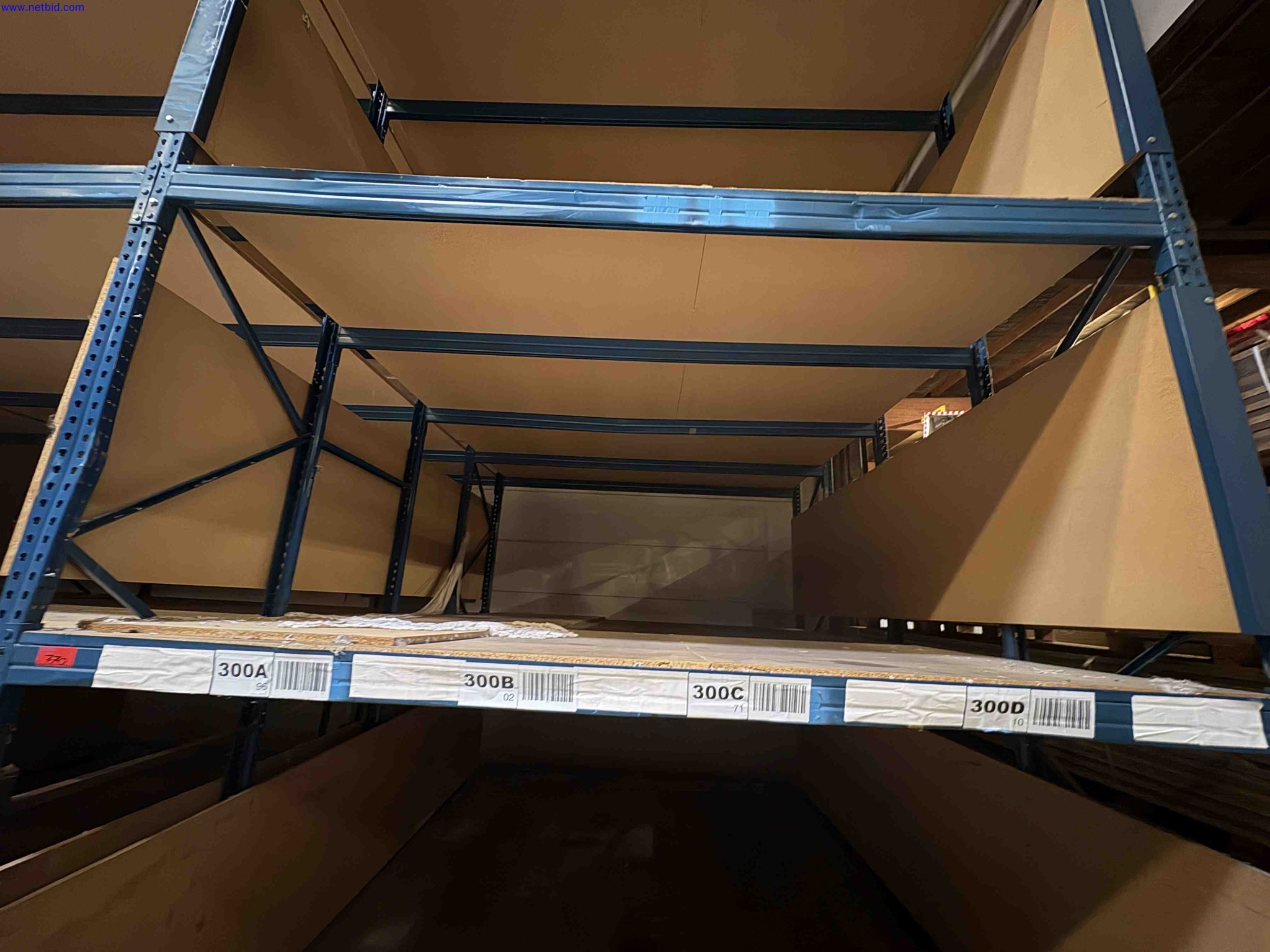 High Bay Wide Span Carpet Storage Racking – foto 5 – kavel bij NetBid, Sint Baafs Vijve
