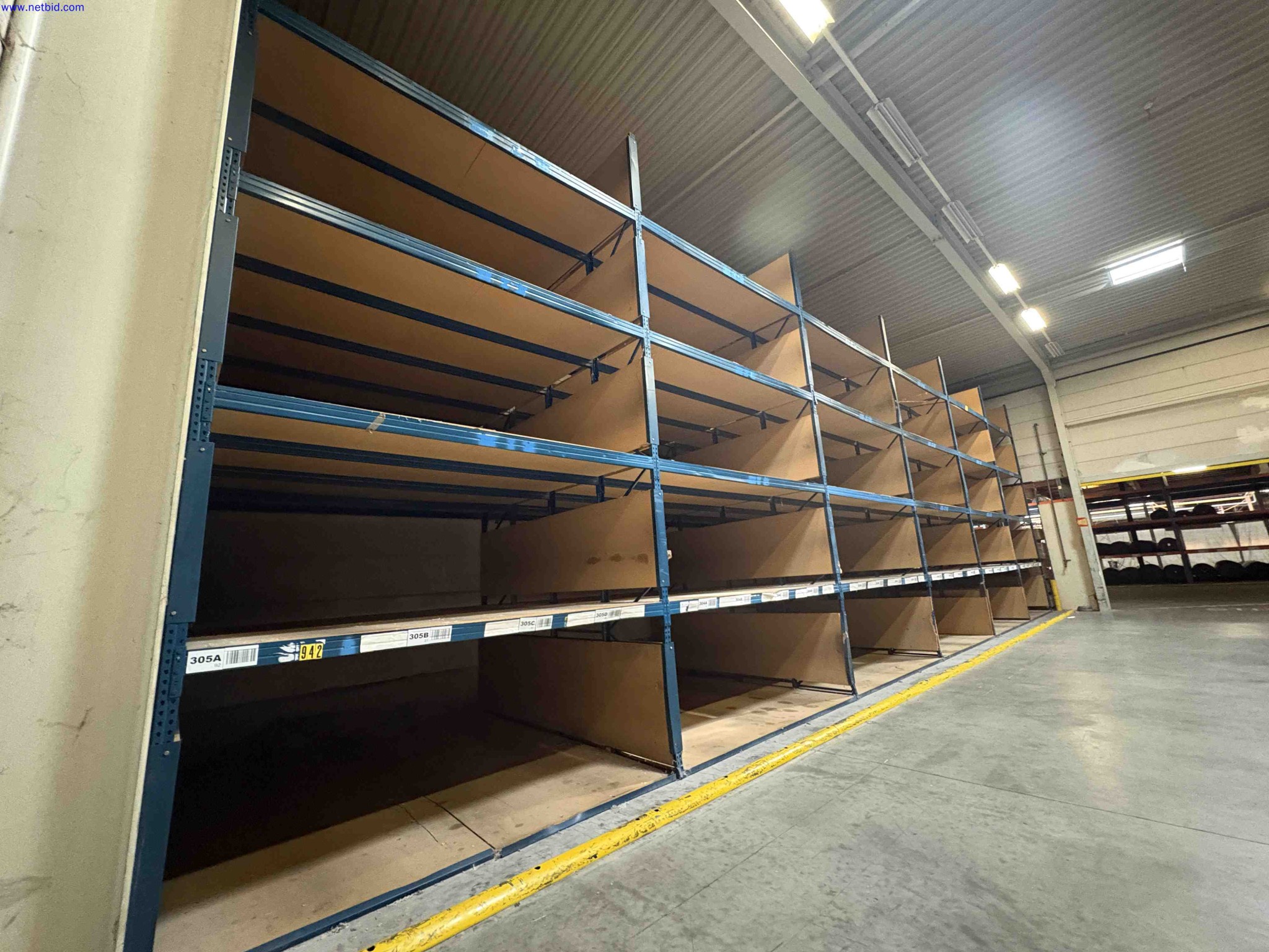 High Bay Wide Span Carpet Storage Racking – foto 8 – kavel bij NetBid, Sint Baafs Vijve