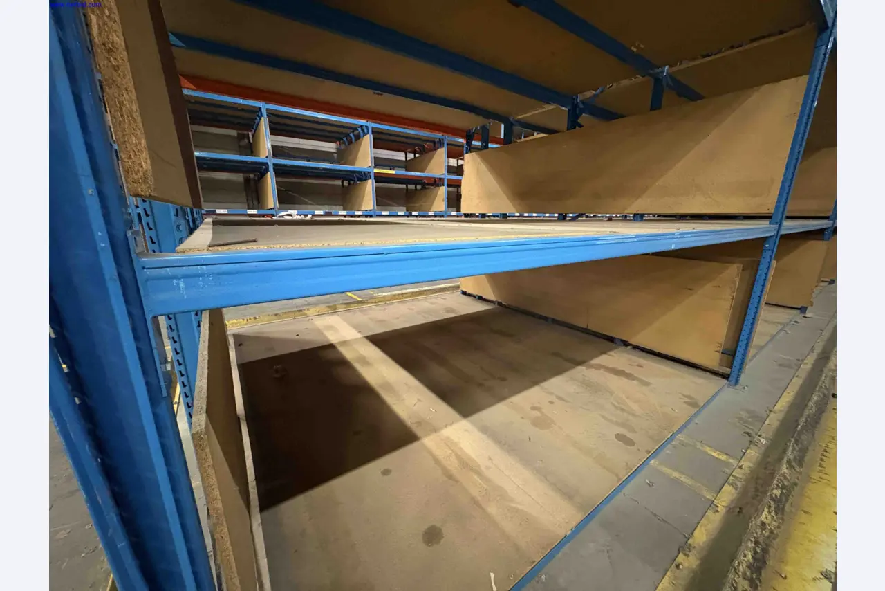 Uzavření závodu společnosti Balta Industries (Belgie) – výrobní závody výrobce koberců-20