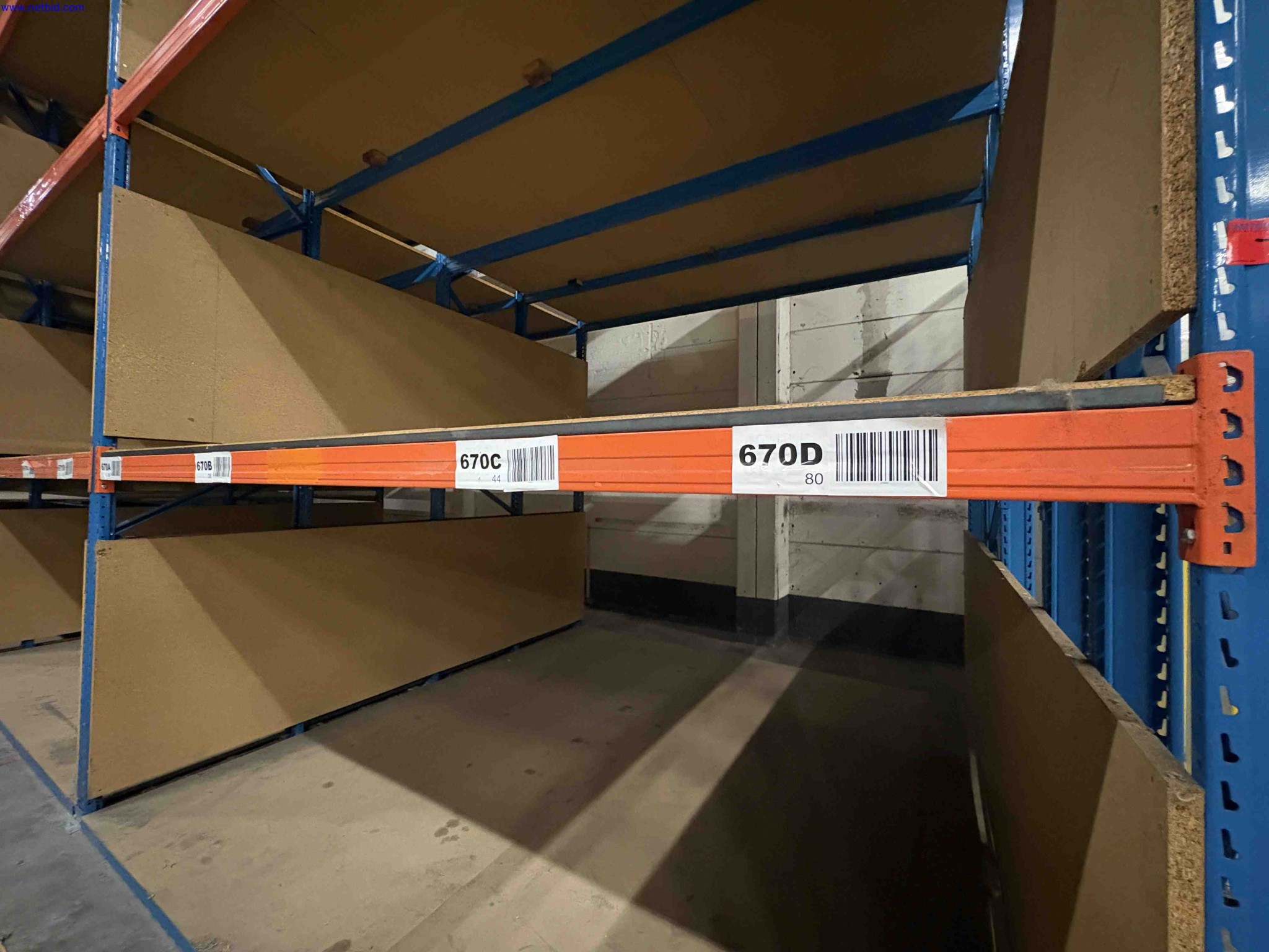 High Bay Wide Frame Boltless Racking – foto 21 – kavel bij NetBid, Sint Baafs Vijve