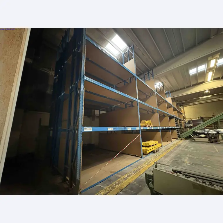 Uzavření závodu společnosti Balta Industries (Belgie) – výrobní závody výrobce koberců-8