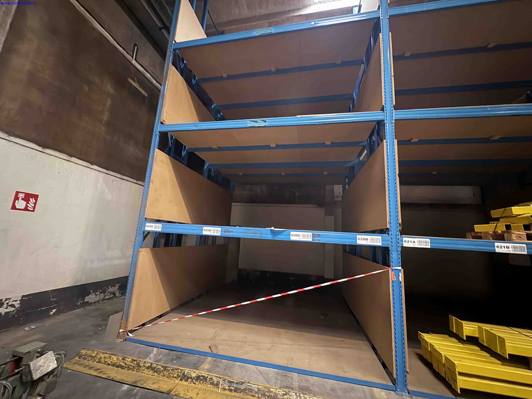 High Bay Wide Boltless Racking – foto 9 – kavel bij NetBid, Sint Baafs Vijve
