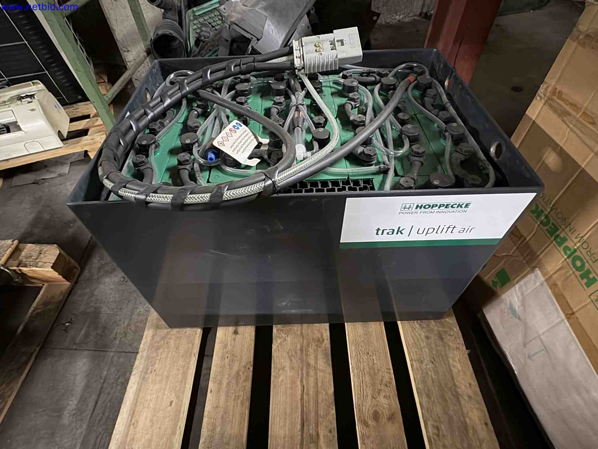 Uzavření závodu společnosti Balta Industries (Belgie) – výrobní závody výrobce koberců-18