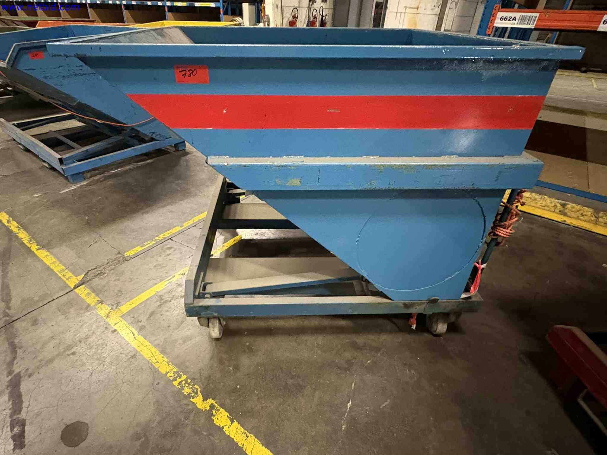 2 Fork-truck tipper skips – foto 2 – kavel bij NetBid, Sint Baafs Vijve