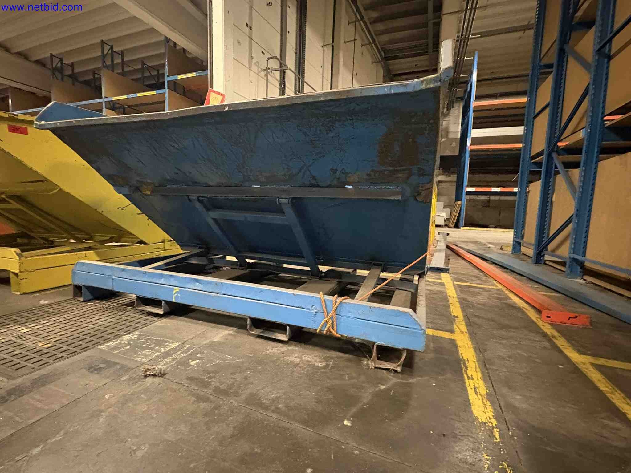 6 Fork-truck tipper skips – foto 13 – kavel bij NetBid, Sint Baafs Vijve