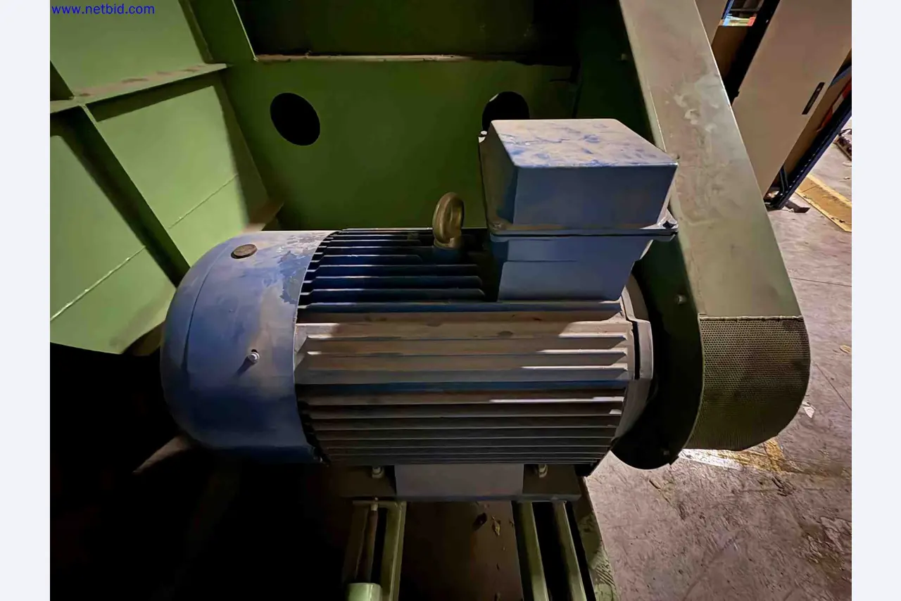 Uzavření závodu společnosti Balta Industries (Belgie) – výrobní závody výrobce koberců-5