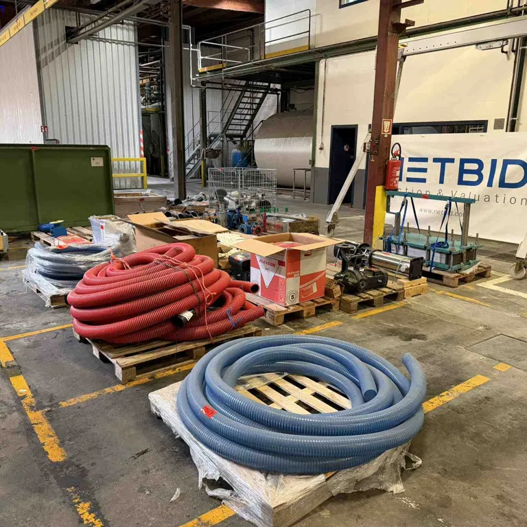 1 Posten Quantity of pumps