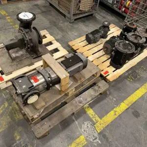 1 Posten Quantity of various pumping equipment Grundfos