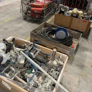 1 Posten Quantity of pumping equipment and spares to include: