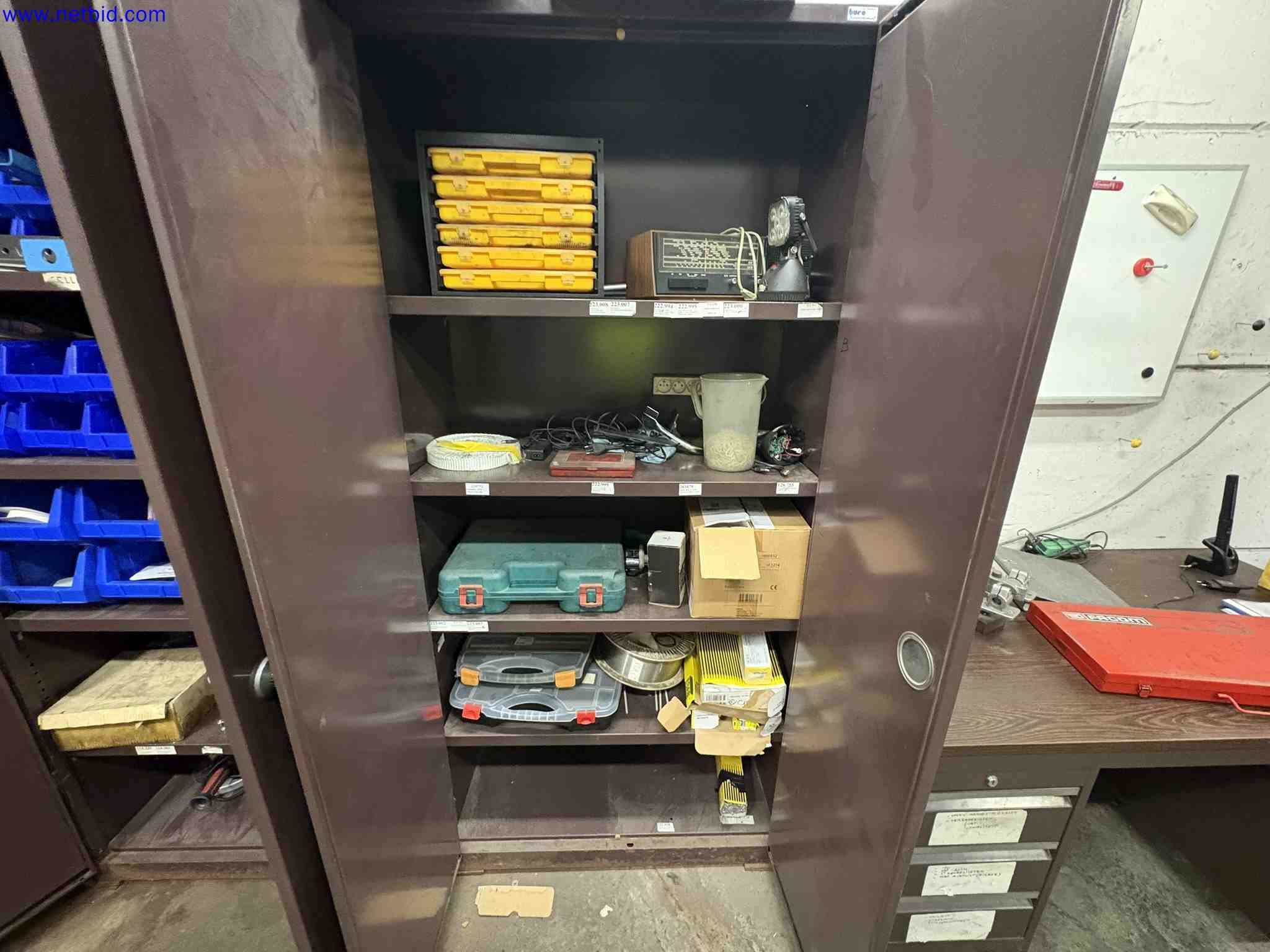 Complete workshop with spare parts for forklifts (Later release) – foto 29 – kavel bij NetBid, Sint Baafs Vijve