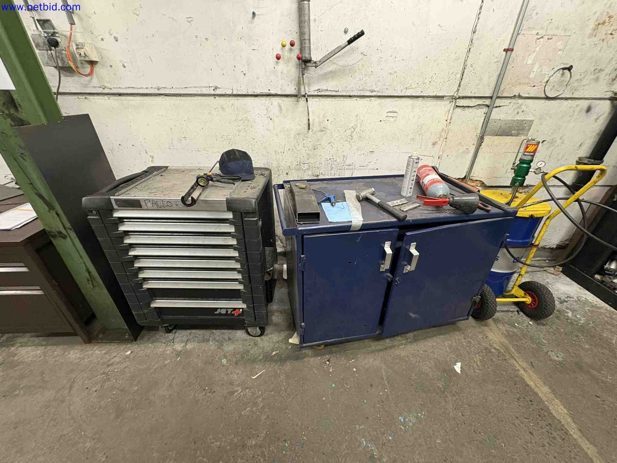 Complete workshop with spare parts for forklifts (Later release) – foto 30 – kavel bij NetBid, Sint Baafs Vijve
