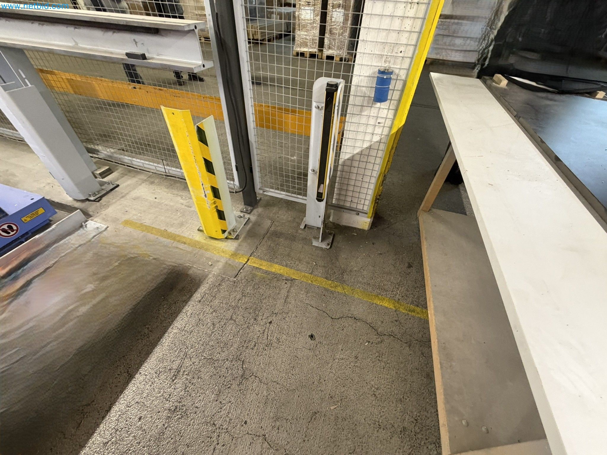 Machines from the woodworking sector-11