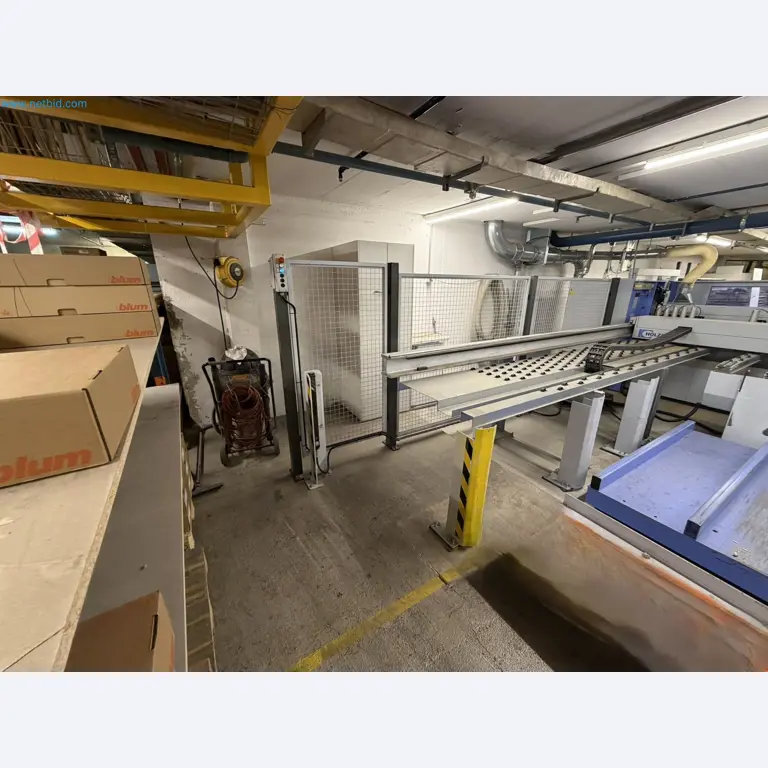 Machines from the woodworking sector-12