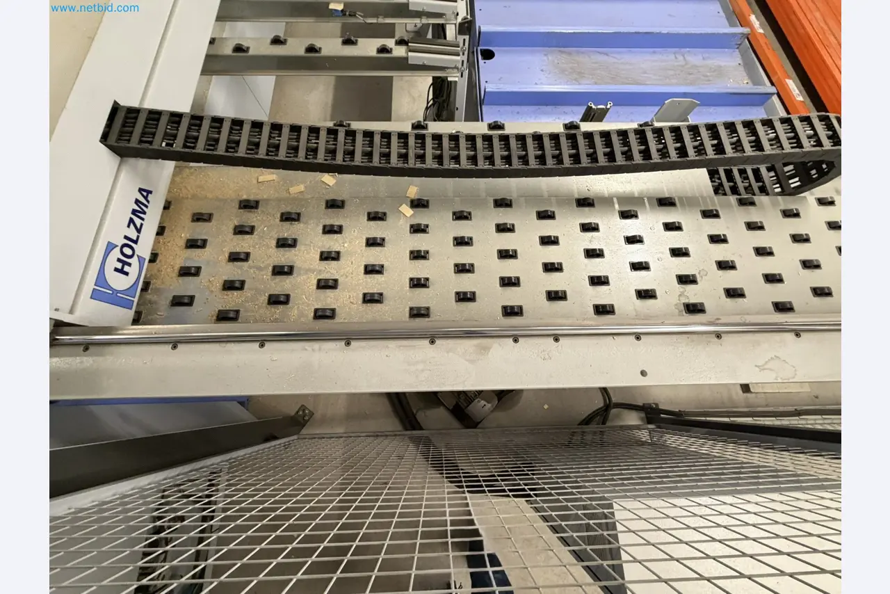 Machines from the woodworking sector-14