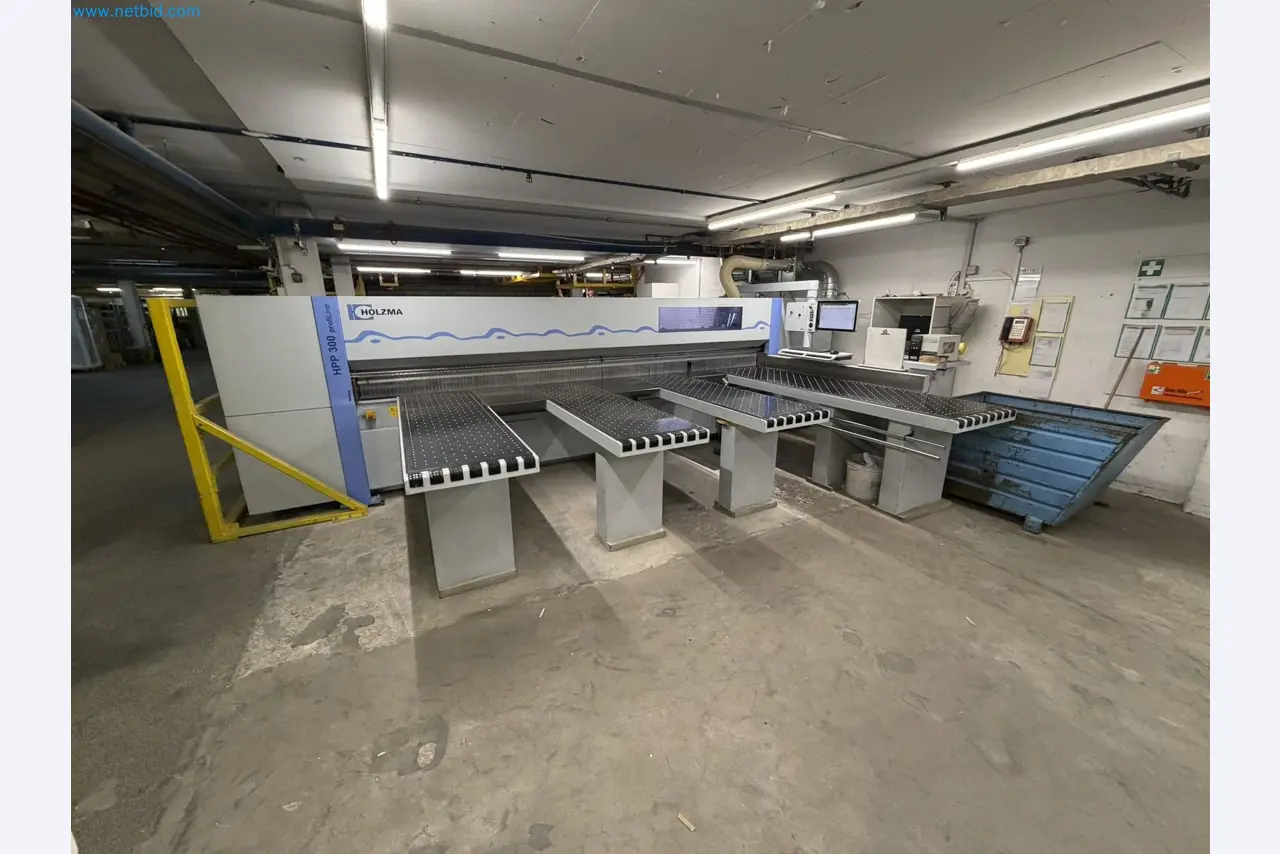 Machines from the woodworking sector-1