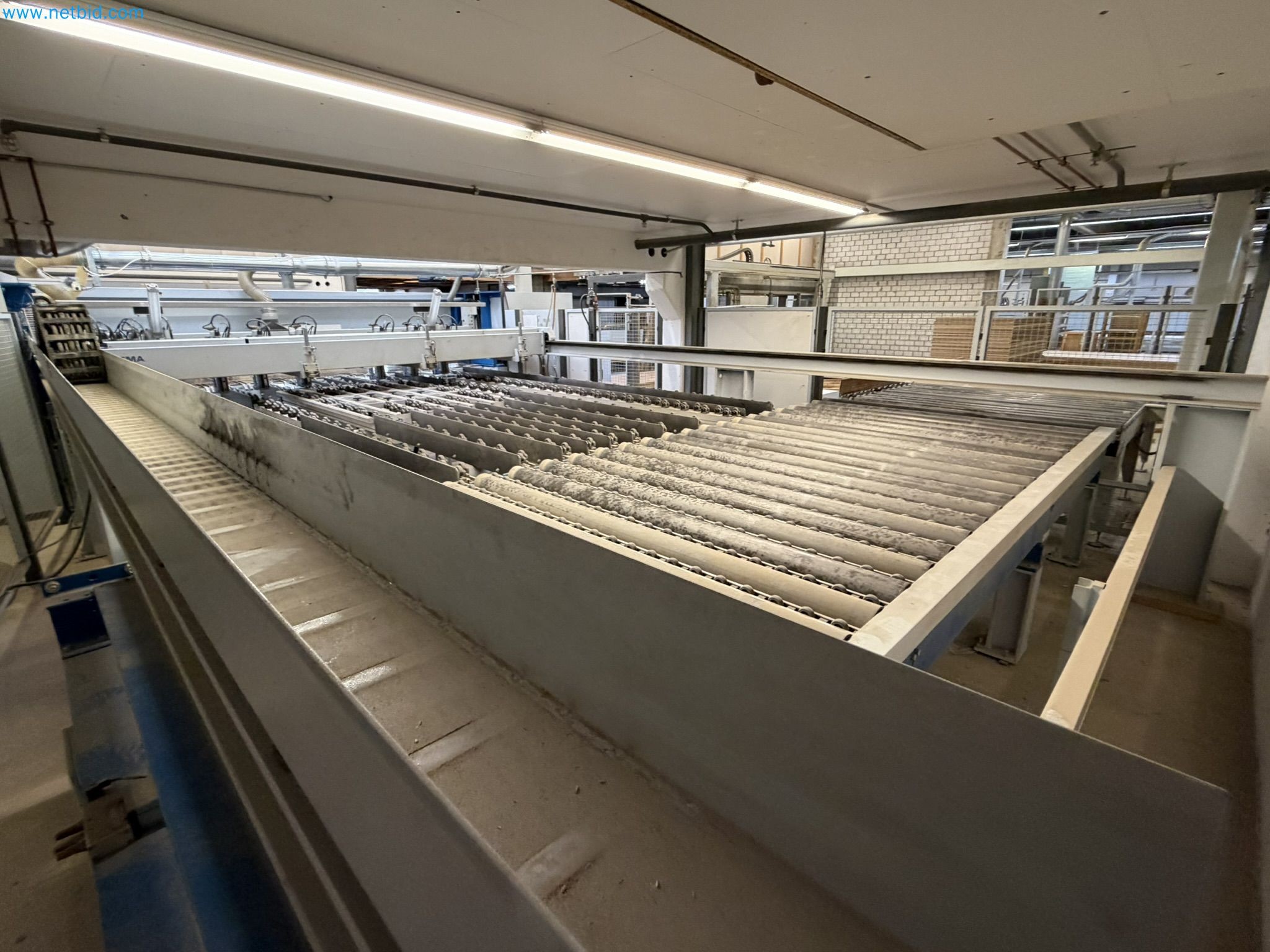 Machines from the woodworking sector-10