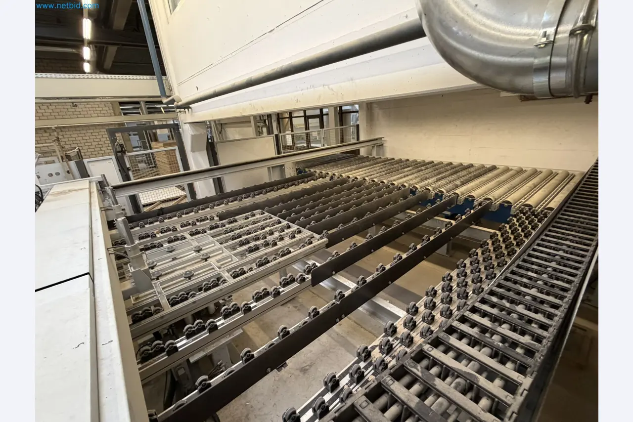 Machines from the woodworking sector-12