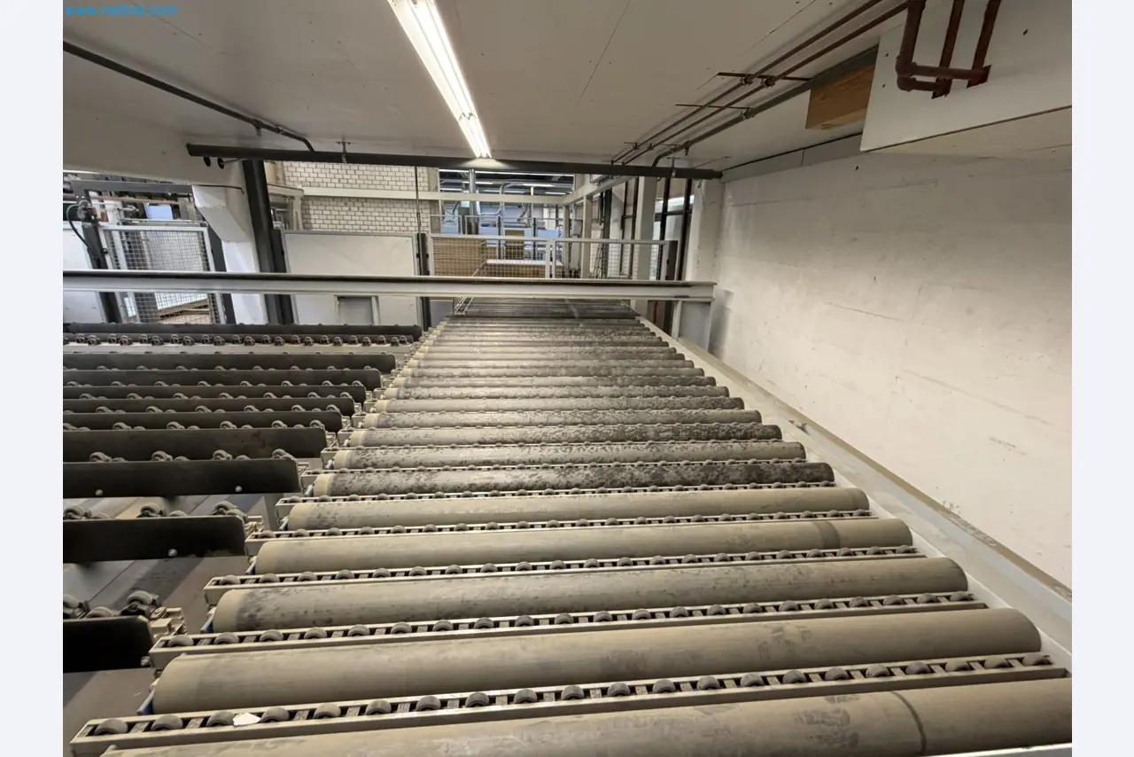 Machines from the woodworking sector-13