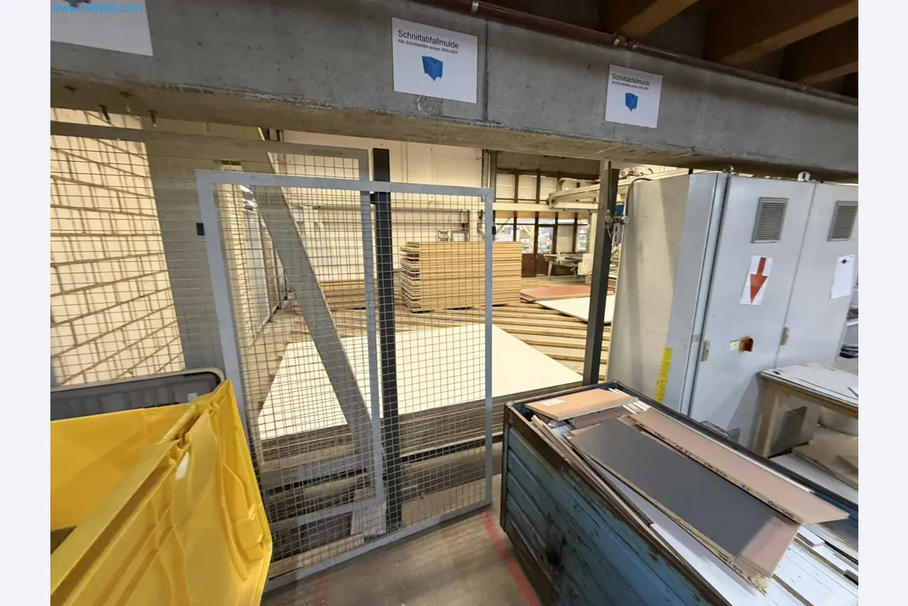 Machines from the woodworking sector-15