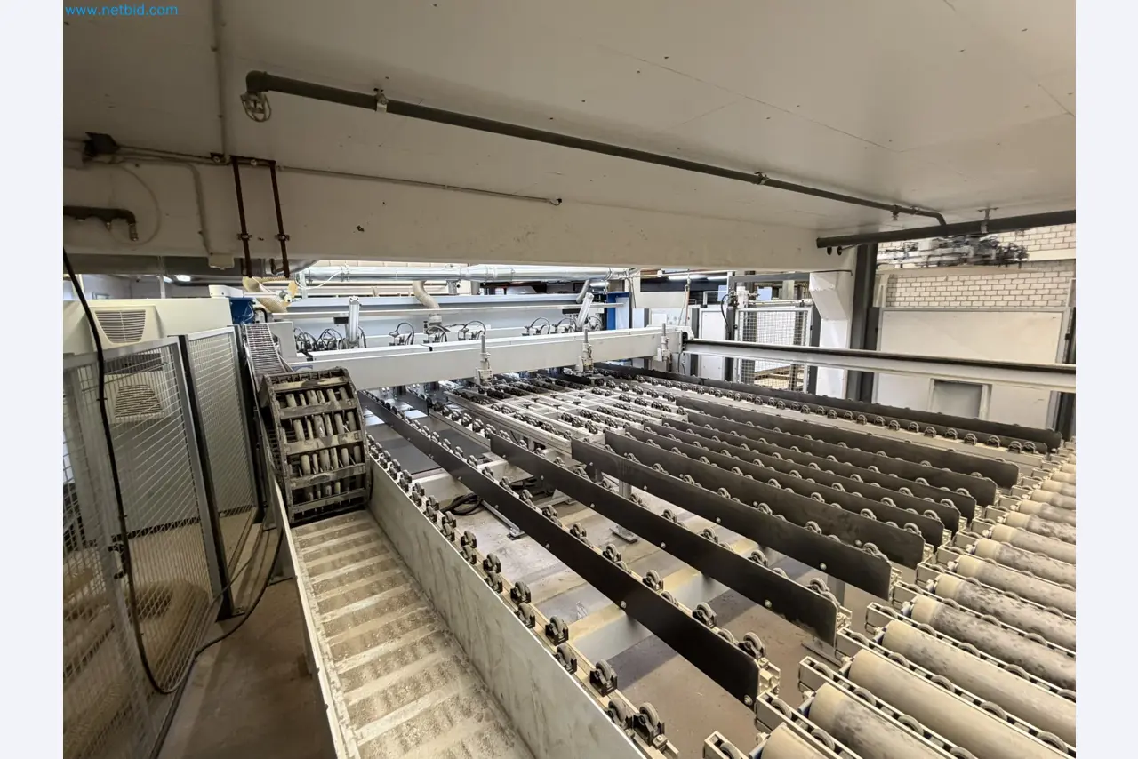 Machines from the woodworking sector-8