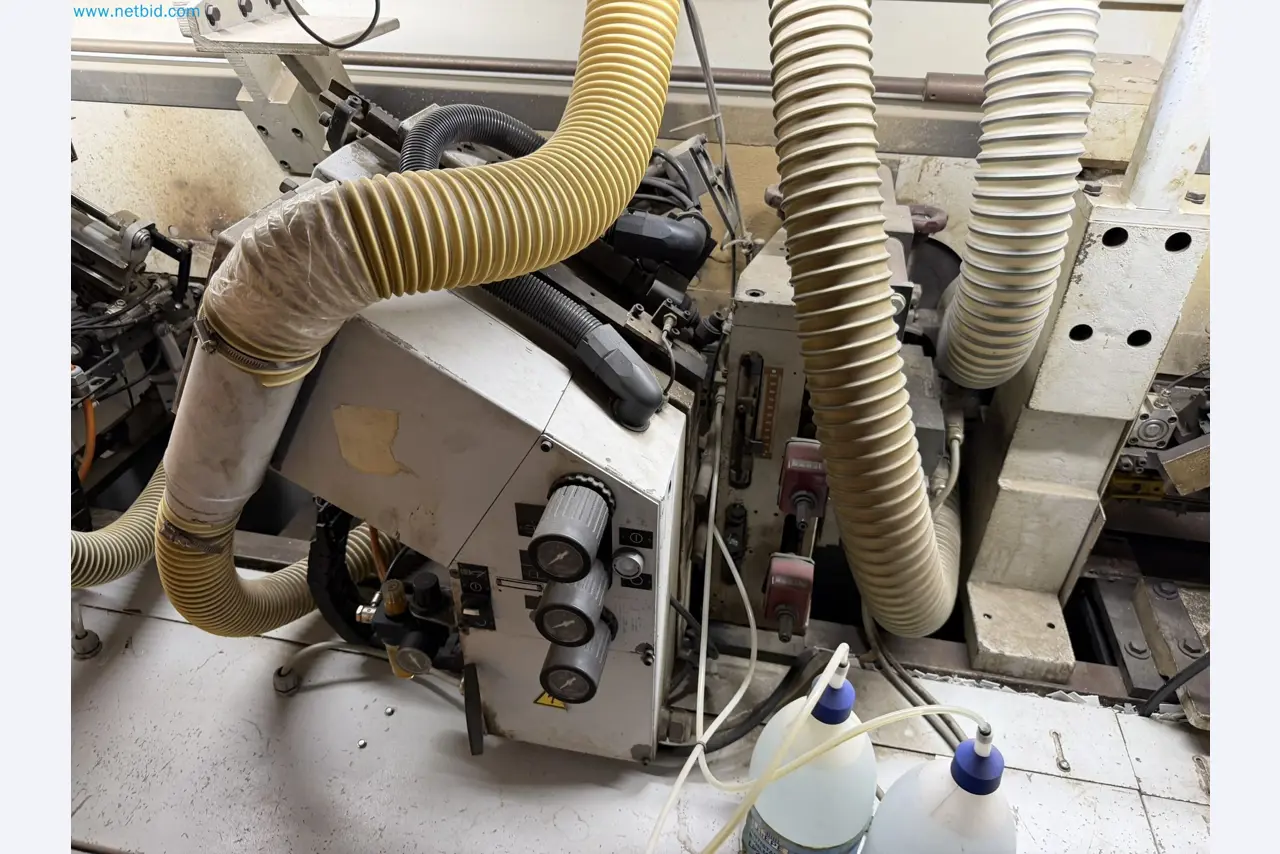 Machines from the woodworking sector-14