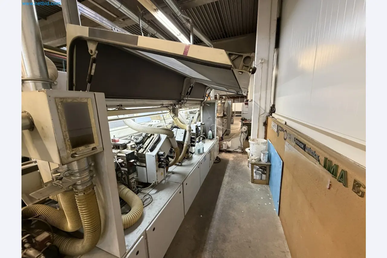 Machines from the woodworking sector-19