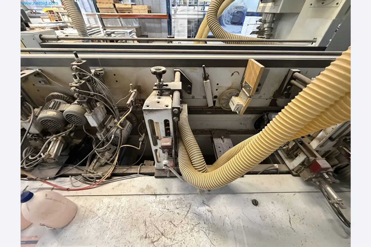 Machines from the woodworking sector-22