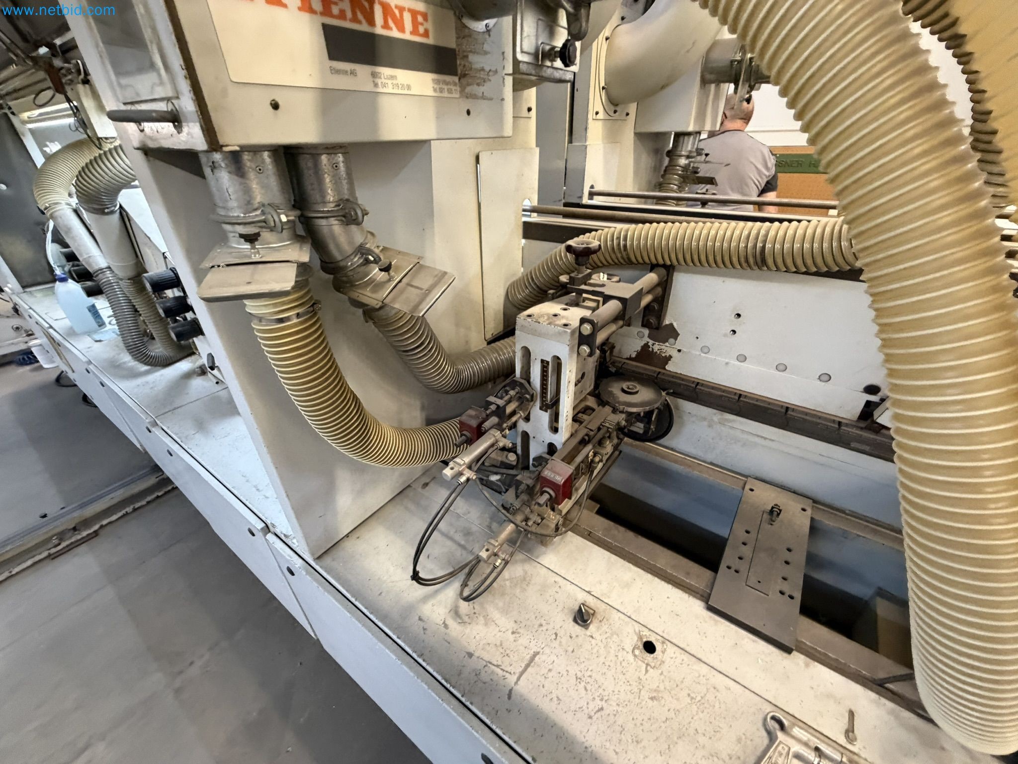 Machines from the woodworking sector-31