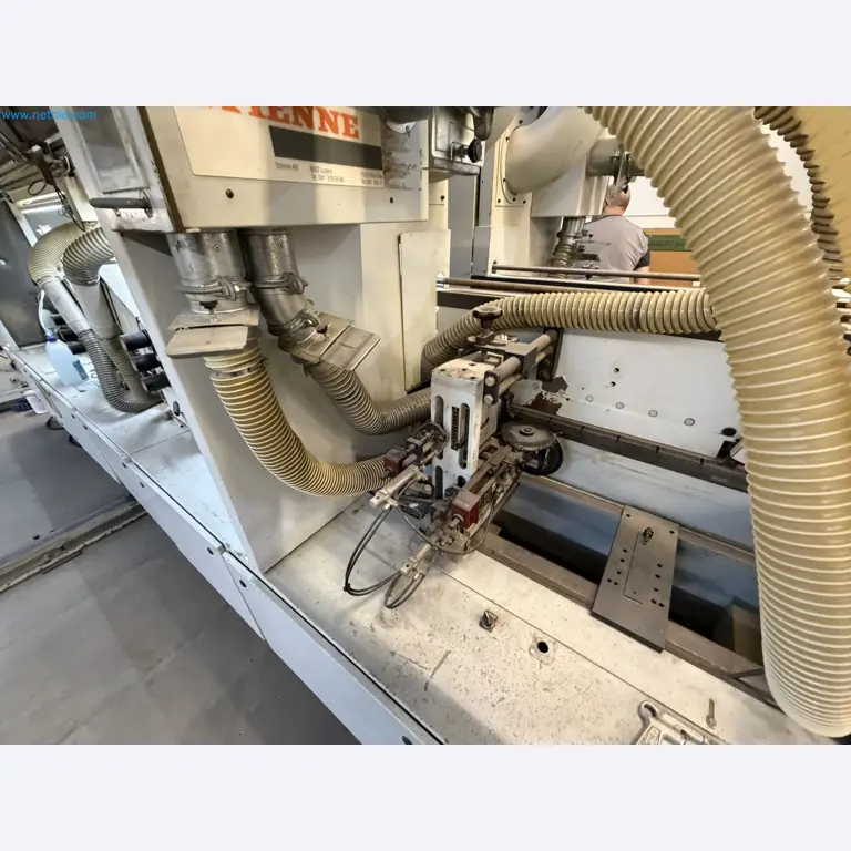 Machines from the woodworking sector-31