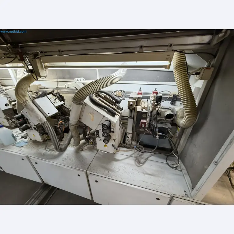 Machines from the woodworking sector-32