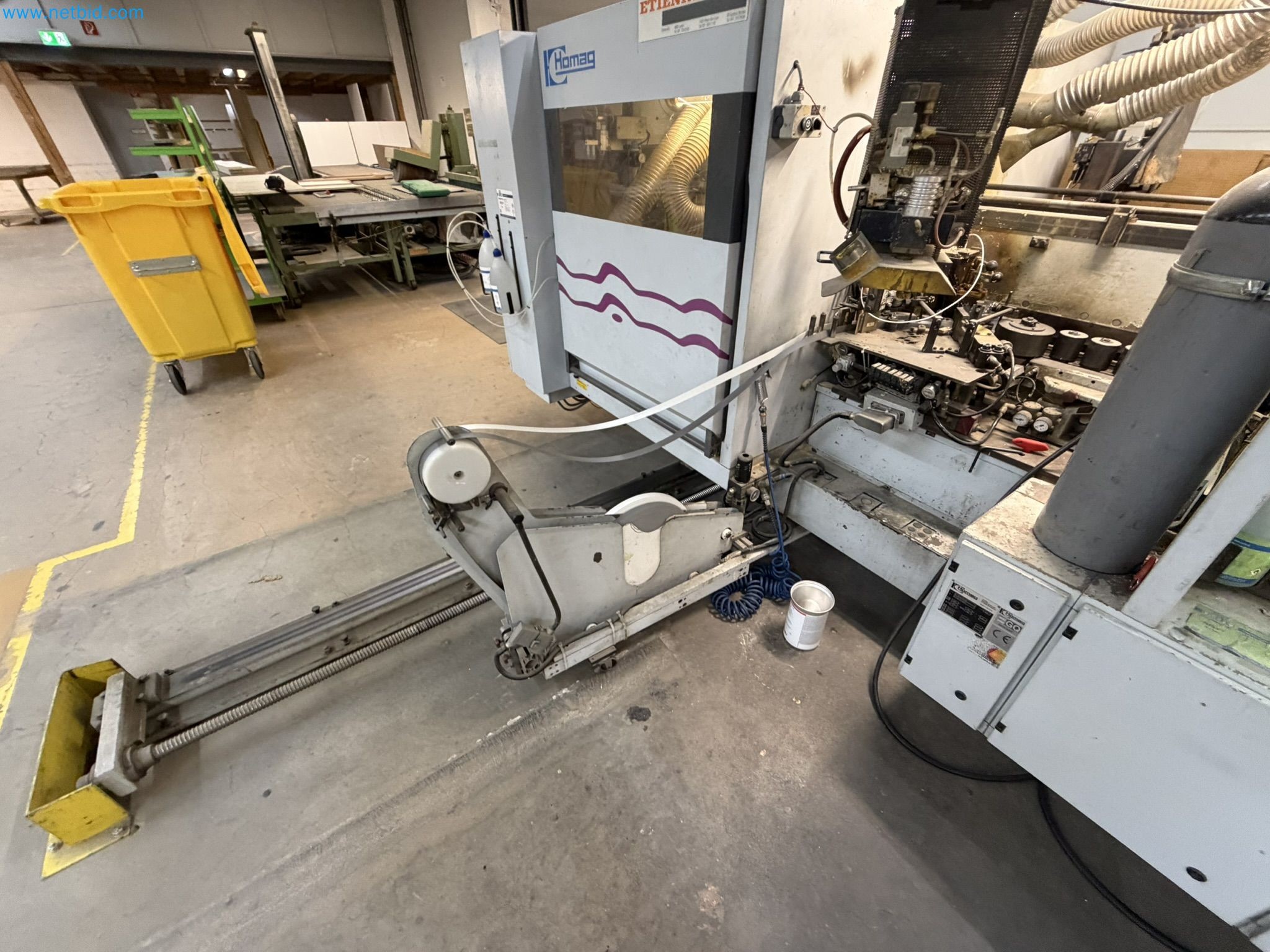 Machines from the woodworking sector-34