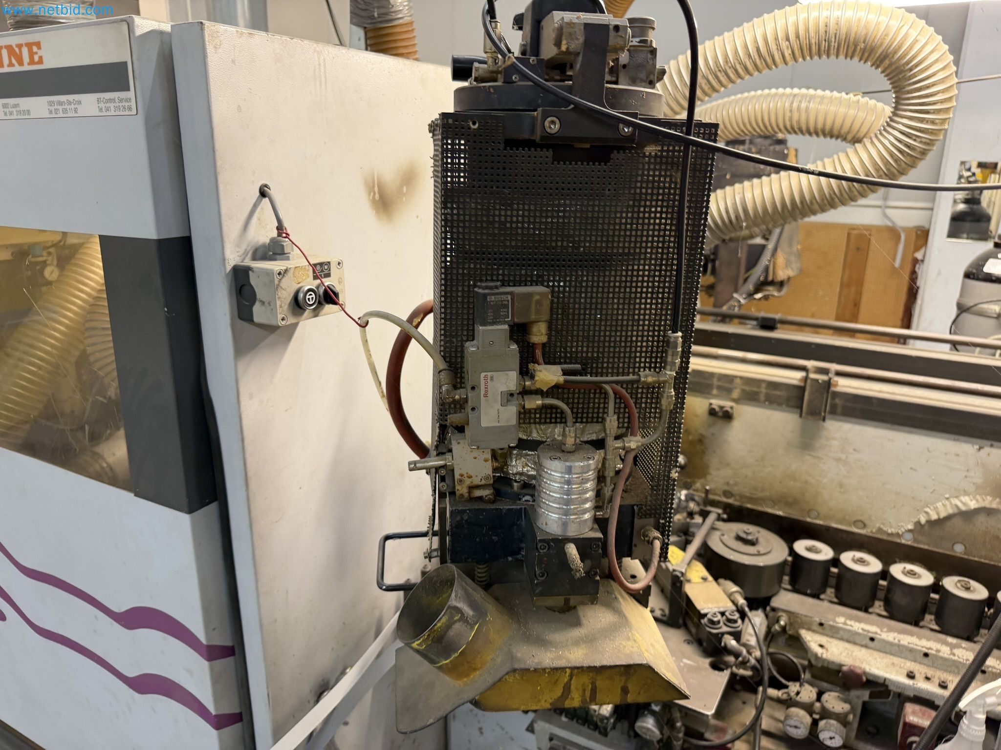 Machines from the woodworking sector-35