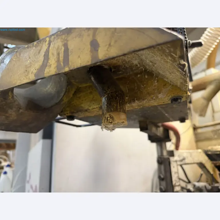 Machines from the woodworking sector-36