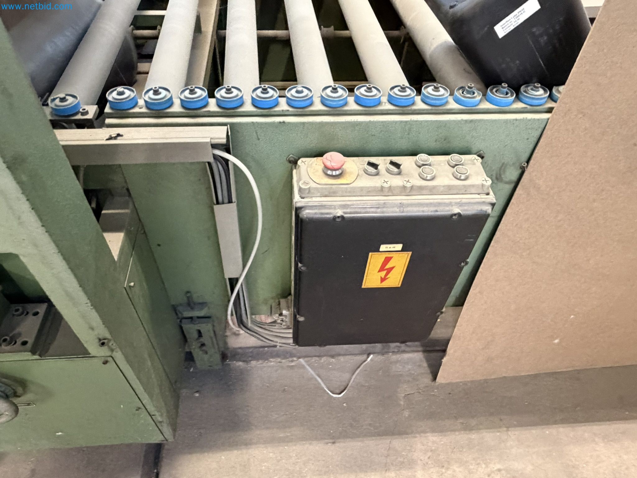 Machines from the woodworking sector-12