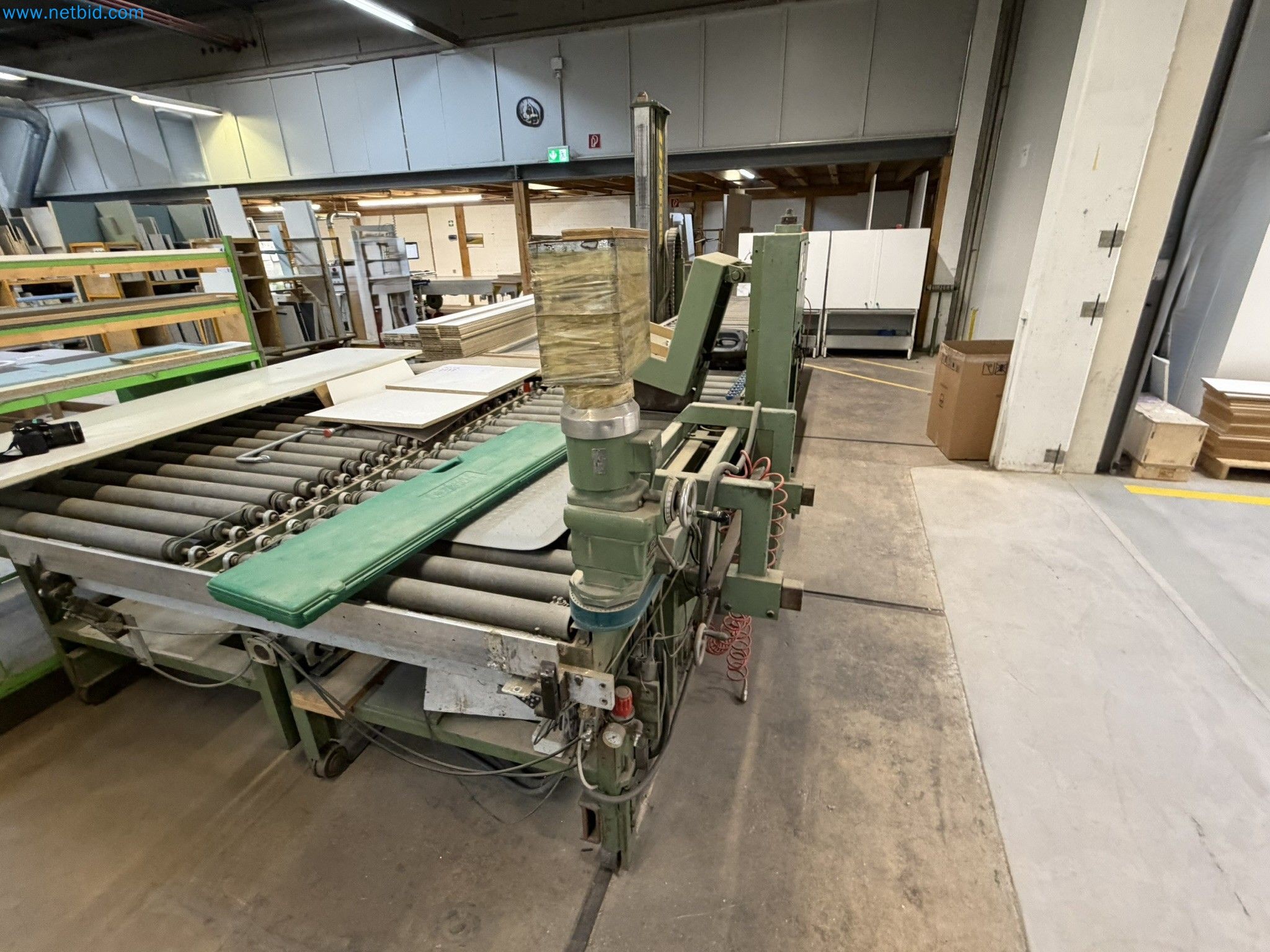 Machines from the woodworking sector-14