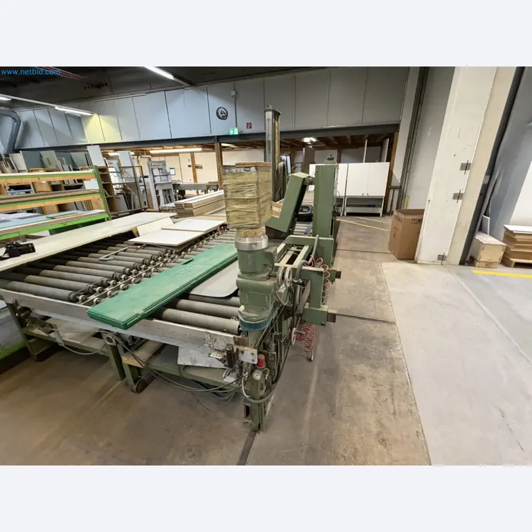 Machines from the woodworking sector-14