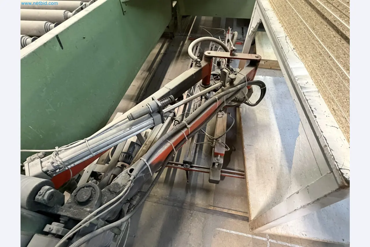 Machines from the woodworking sector-4