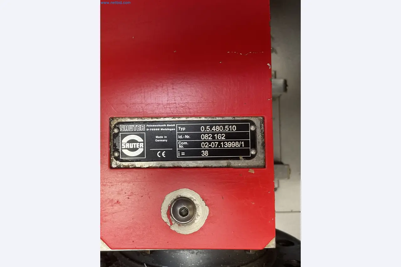 Well-maintained CNC lathe-3