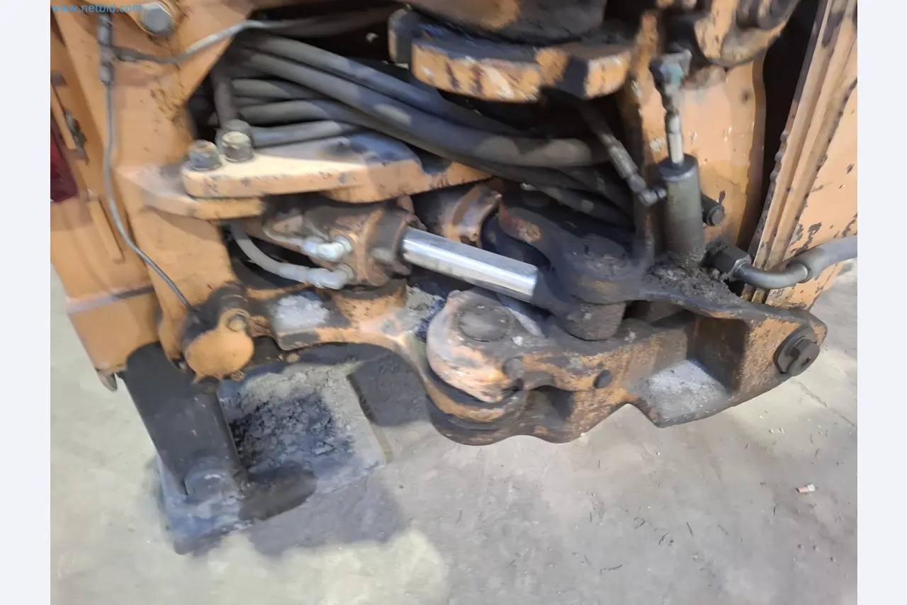 Commercial vehicles-13