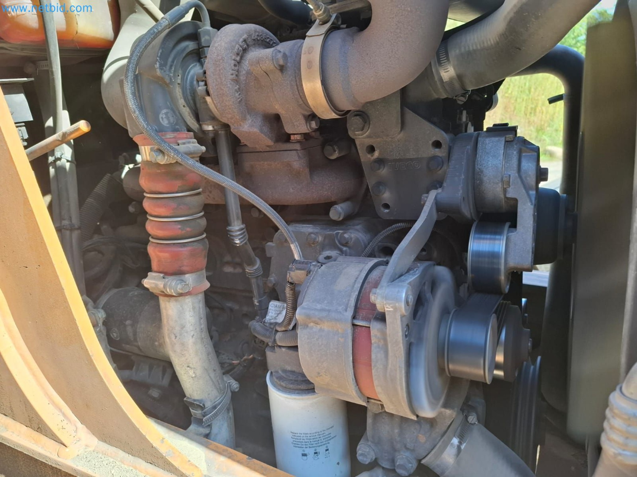 Commercial vehicles-15