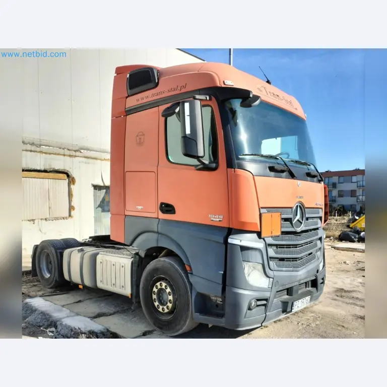 Commercial vehicles-3